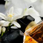 Yves Saint Laurent Libre Eau de Parfum Intense Pentru femei 90 ml